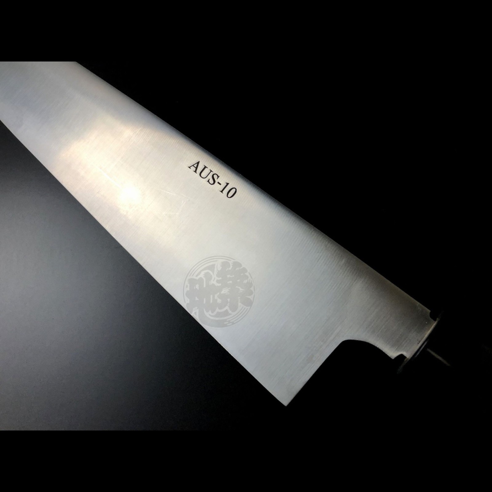 Japanese Chef Knife Aritsugu Gyuto 240 mm 9.44″ AUS-10 Steel Sheath