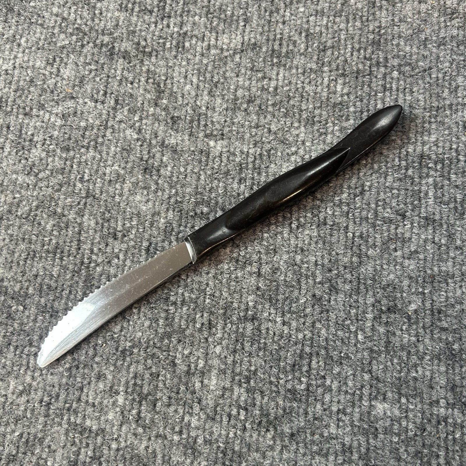 CUTCO Brown Swirl Handle Stainless Carver Serrated Steak Knife 1759 USA