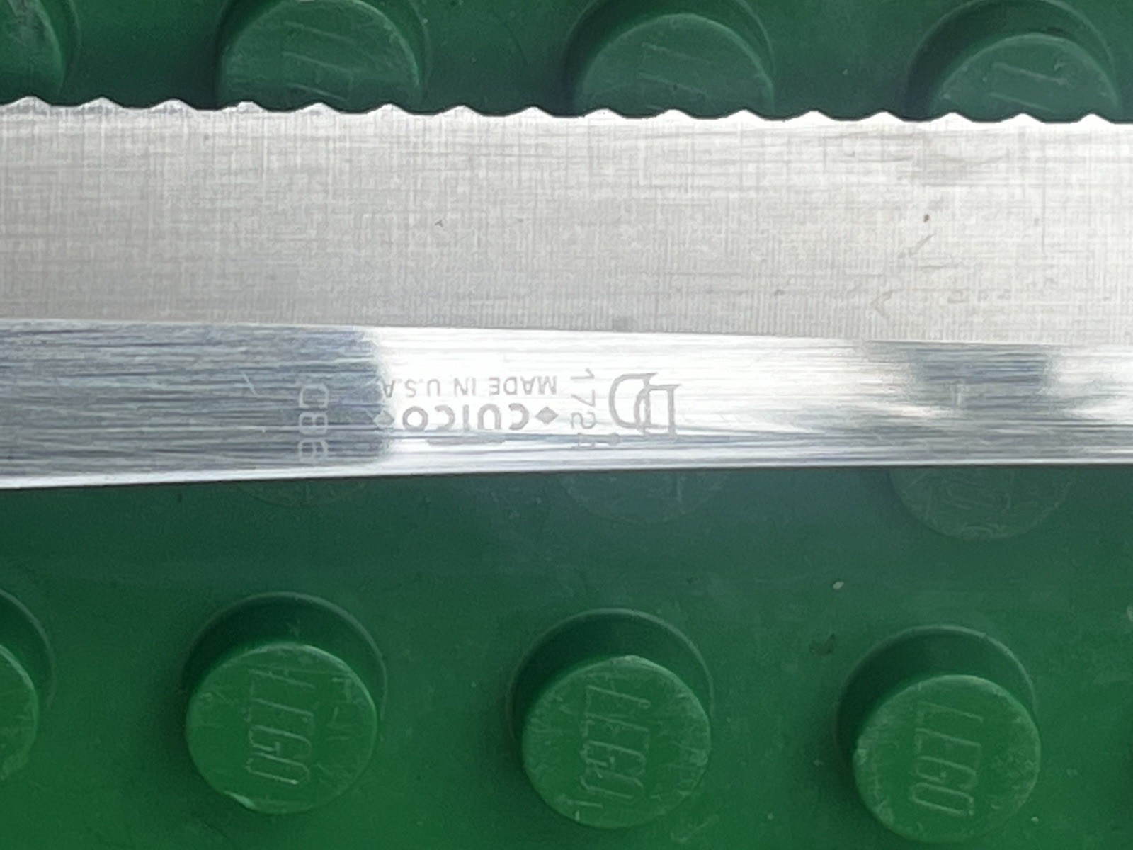 Cutco DD 1724 Slicer Serrated Bread Knife 9 3/4in Classic Handle USA Made
